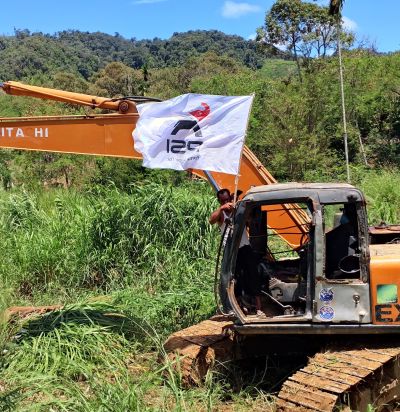 ‎8 Bulan Sawah Kering, Petani Tidak Nanam.PSI Aceh Tengah Bantu  Excavator Bersihkan Pintu Irigasi